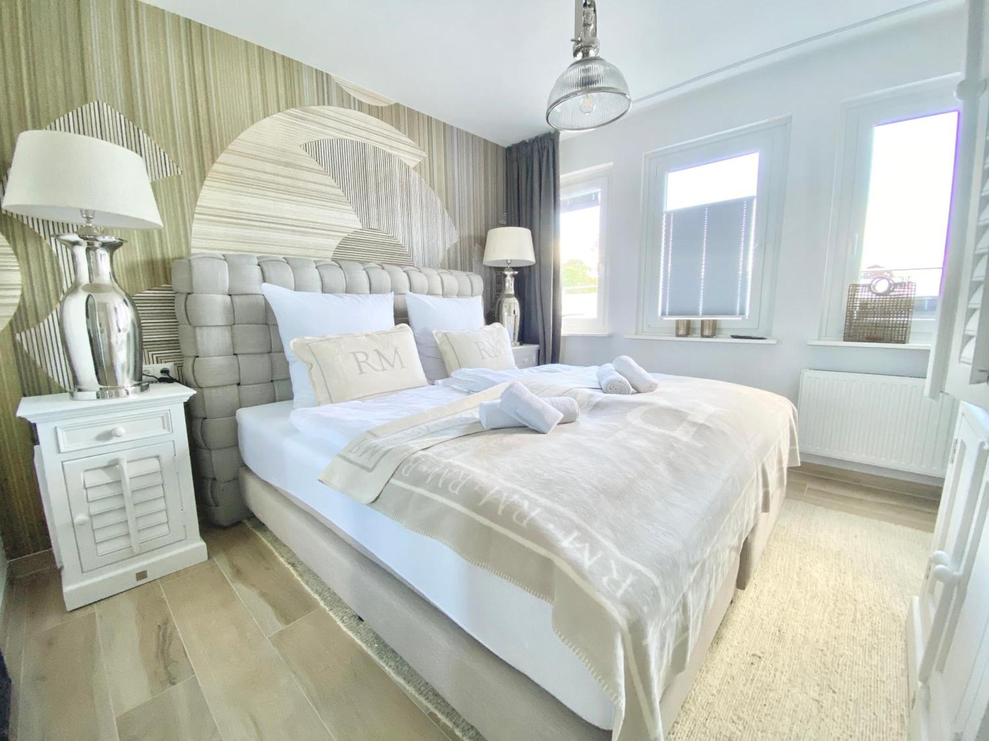 North Coast Suites Deluxe Hamburg-Rahlstedt Exteriör bild